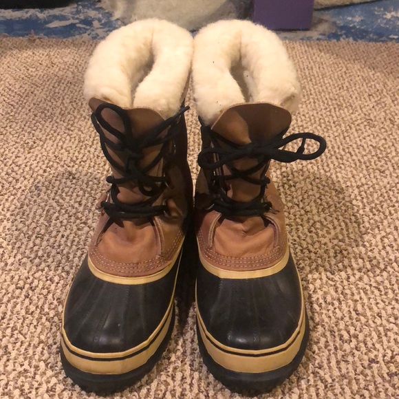 Sorel Shoes - Barely worn Sorel snow boots